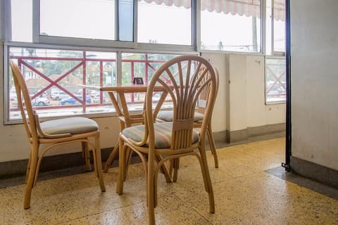 Rabi Hotel, In-room dining