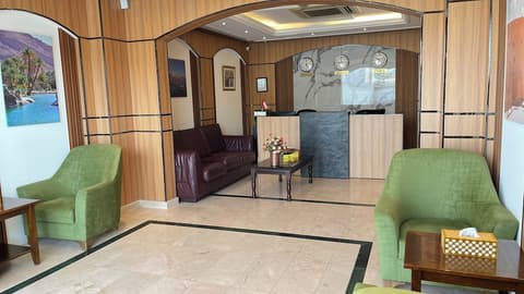 Al Murooj Hotel Apartments, Reception