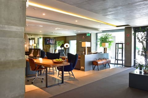 The Prime Energize Hotel & Spa, Reception