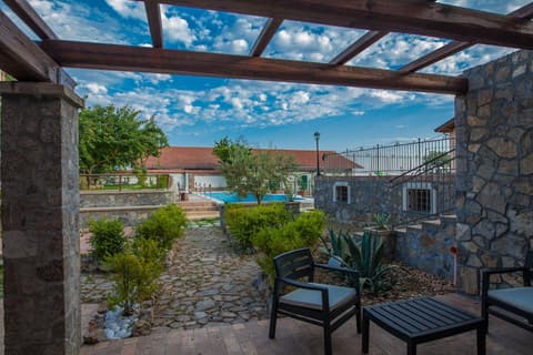 Le Oreadi, Terrace/patio