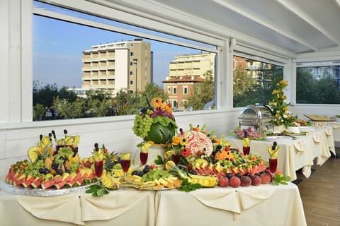 Hotel Rossini, Buffet