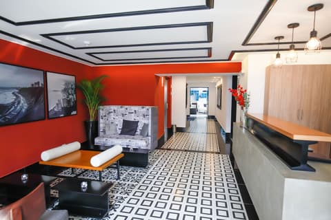 Trendy Host Osma, Barranco, Reception