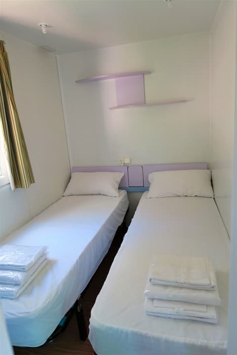 Camping & Bungalow Cueva Negra, Room