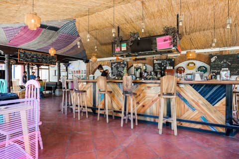 Socialtel Antigua, Restaurant