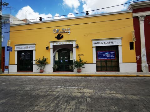Hotel Mucuy, 