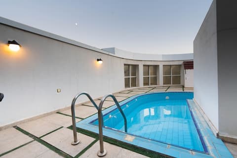 Platinum Alkhamseen Serviced Apartments, Children's pool