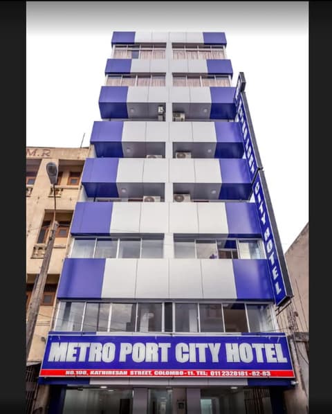Metro Port City Hotel, Front of property