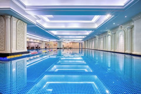 Grand Bravo Guilin Hotel, Indoor pool