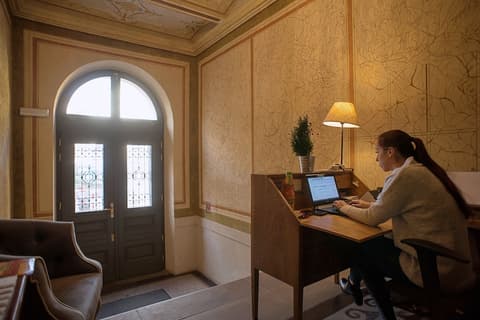 Belle Epoque Residence, Reception