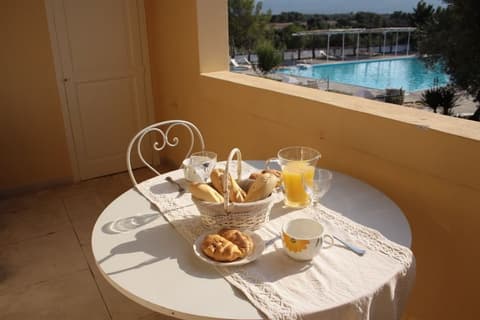 Sorelle Barnaba, Breakfast area