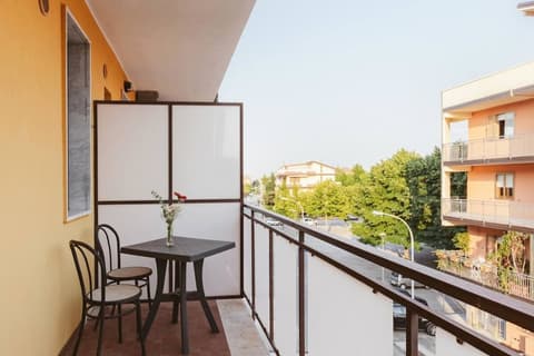 Villa del Sorriso, Balcony