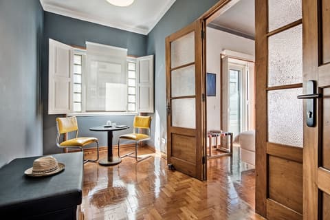 Lemon Tree Stay, Room