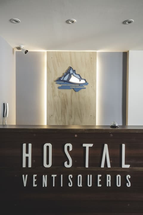 Hostal Ventisqueros, Reception