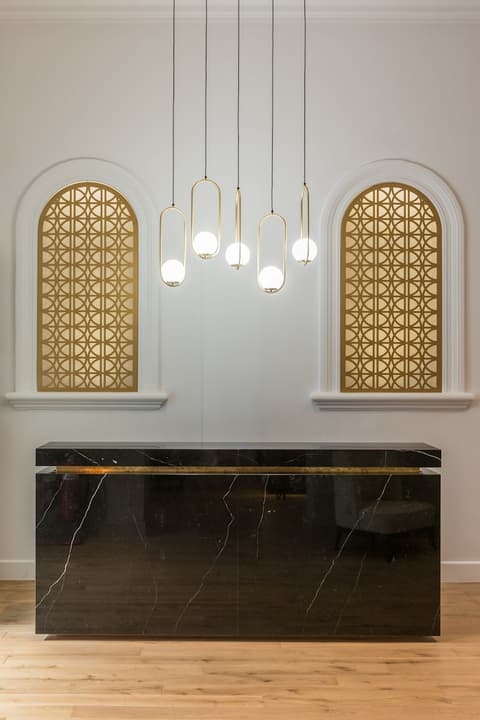 S Paul Hotel, Reception