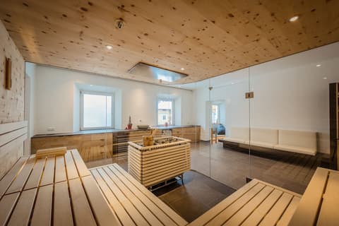 KOSIS Sports Lifestyle Hotel, Sauna
