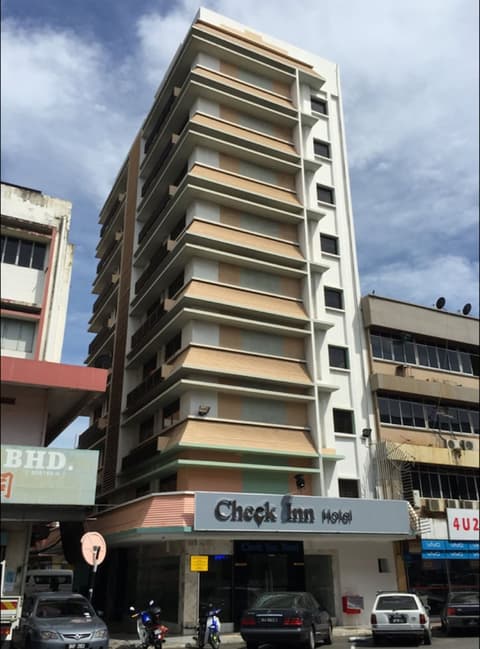 Check Inn Hotel Tawau, Front of property