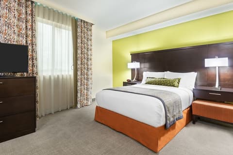 Staybridge Suites Miami International Airport by IHG, Room