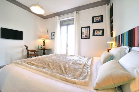 Villa du roc fleuri, Room