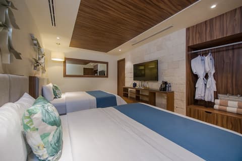 Náay Tulum Curamoria Collection , 