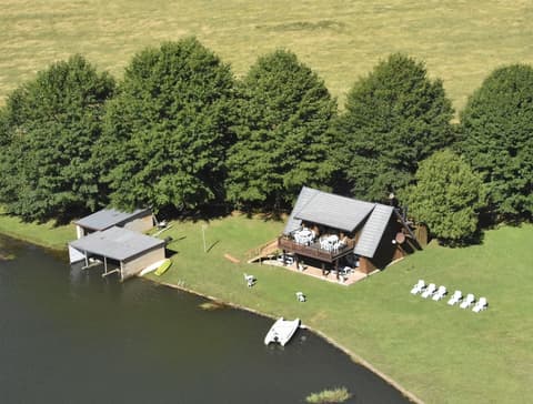 Sani Valley Nature Lodges, Lobby