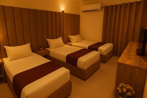 Valencia Hotel, Room