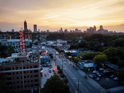 Hotel Clermont, View from property