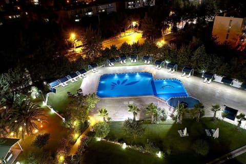 Hotel Buyuk Saruhan, Outdoor pool