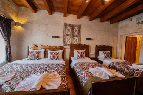 Safran Cave Hotel, Room