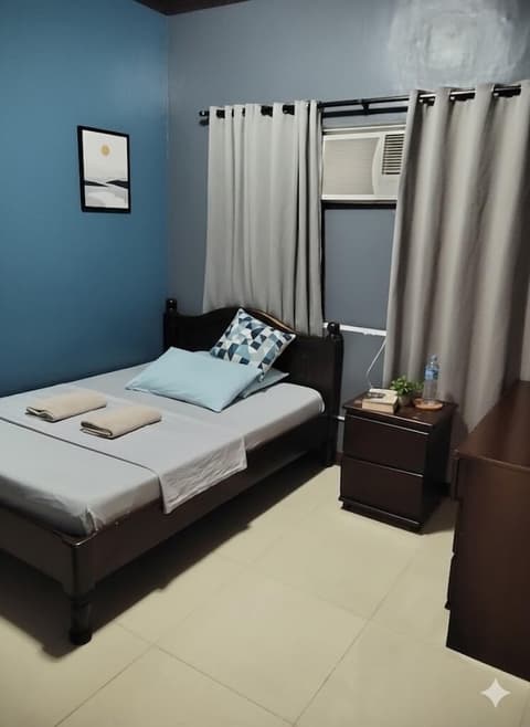 Transit Point Hostel Mactan Cebu, Room