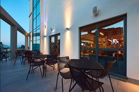 Holiday Inn Express Gibraltar by IHG, Terrace/patio