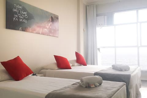 CLH SUITES Copacabana Domingos Ferreira, Room