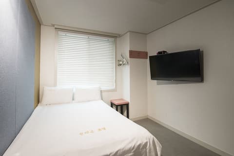 Champion Hotel Jeju, Room