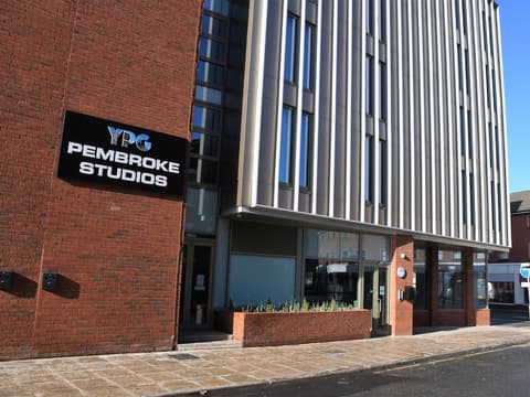 Pembroke Studios, Exterior