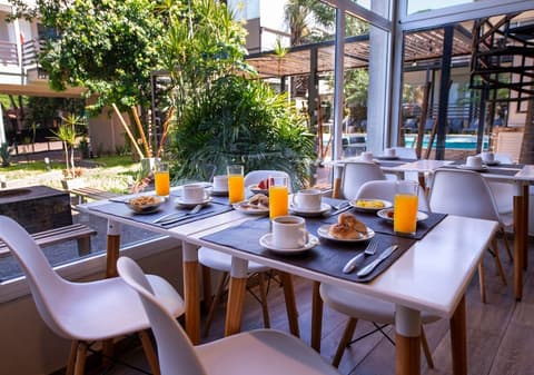 INGA by DOT Suites, Breakfast meal