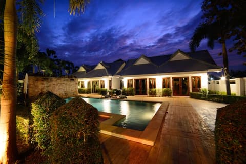 RungNara Pool Villa, Outdoor pool