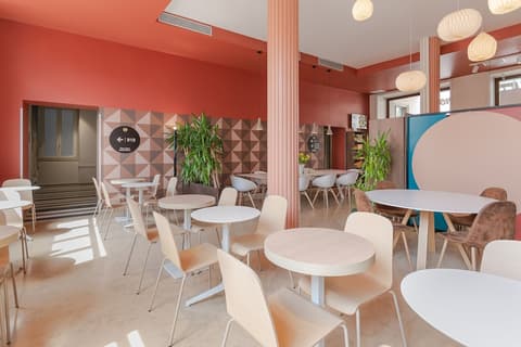 B&B Hotel Treviso, Food court