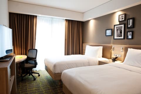 Hampton by Hilton Dortmund Phoenix See, Room