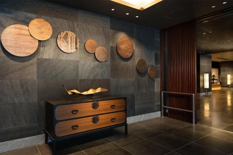 DoubleTree by Hilton Kyoto Station, Lobby