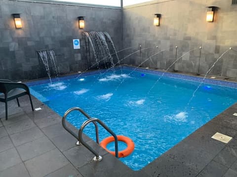 Bram Hotel Suites, Exercise/lap pool