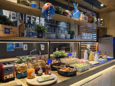 Ibis Budget Madrid Calle 30, Breakfast area