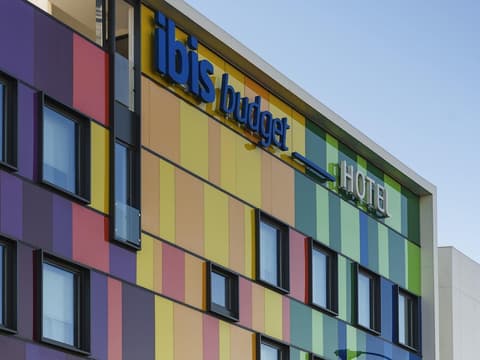 Ibis Budget Madrid Calle 30, Miscellaneous
