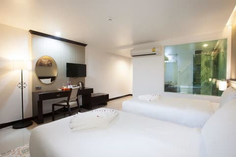 Grand Supicha City Hotel, Room