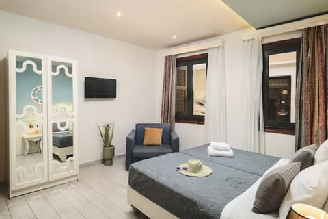 Elia Palazzo Hotel, Street view