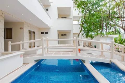 Casa del Árbol Condo, Pool