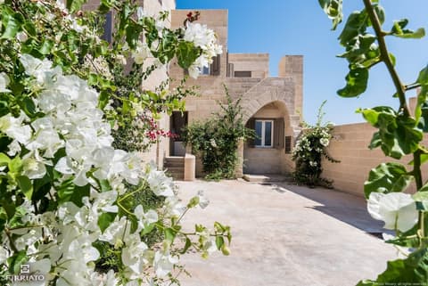 Calamoni di Favignana Apartments & Wine Experience, Exterior