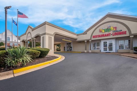 Clarion Inn Falls Church - Arlington, Exterior