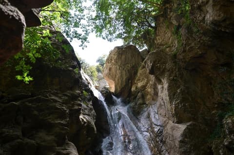 Vuelle Residence, Property grounds