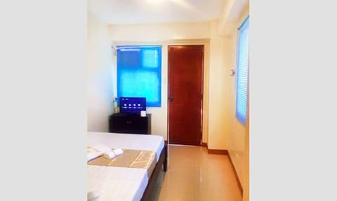 Bakasyunan Inn Laoag, Room