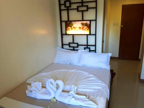 Bakasyunan Inn Laoag, Room