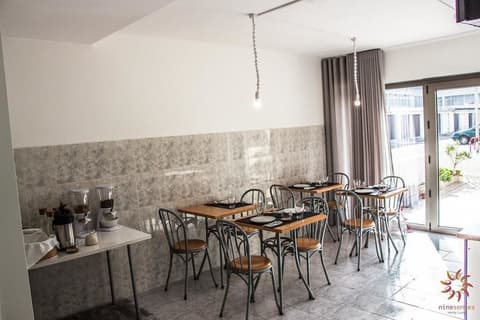 Nine Senses Guest House, Dining